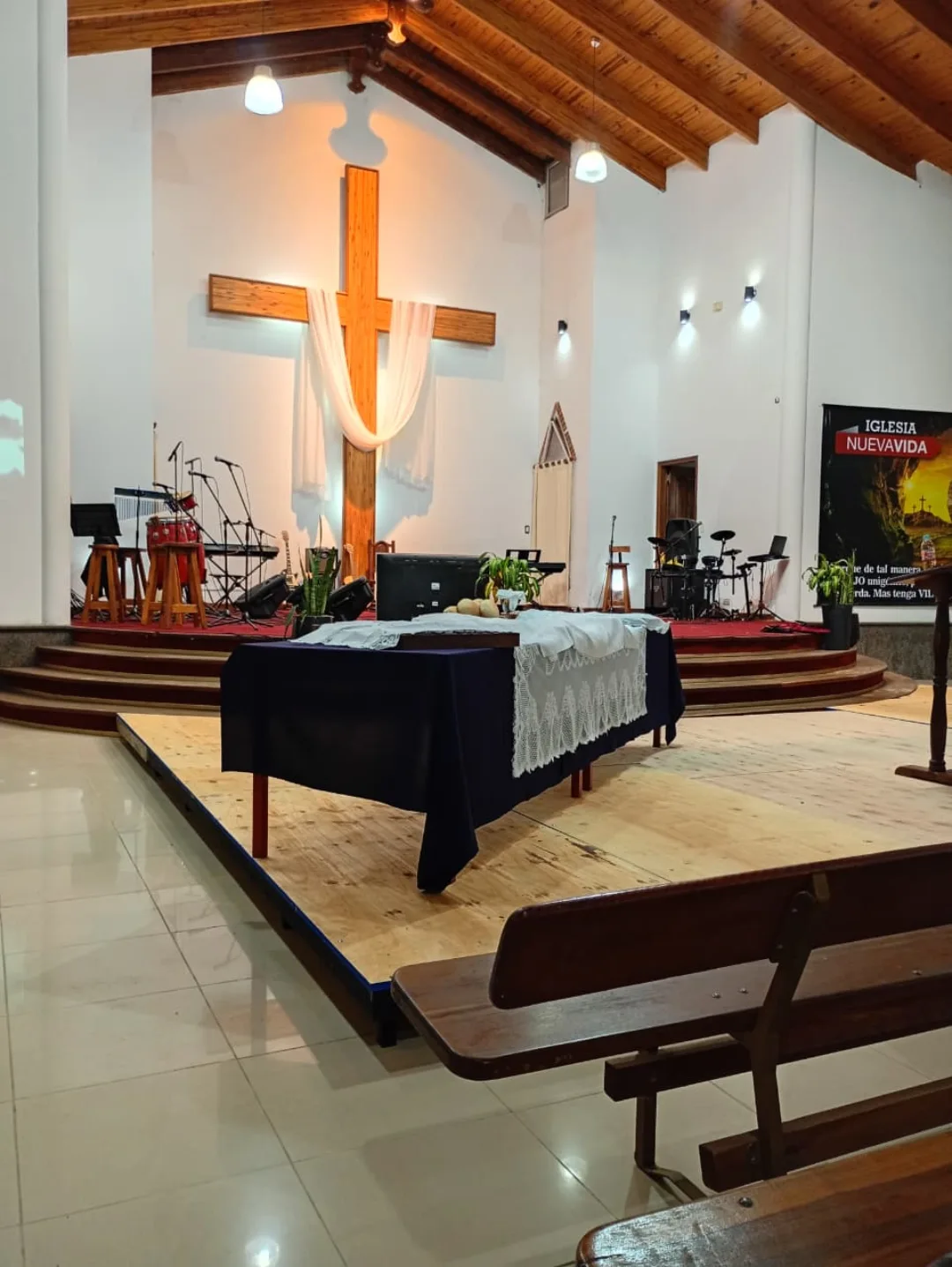 Interior de Iglesia Nueva Vida Barrio Esperanza